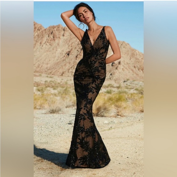 DRESS THE POPULATION Sharon Embellished Lace Evening Gown, SIZE SMALL 1303 - Picture 1 of 12